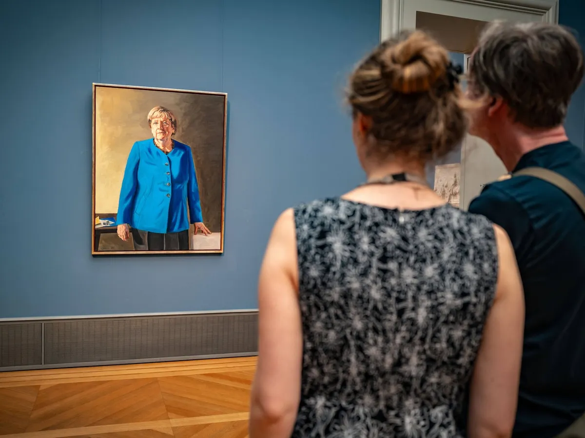 Dezvelit recent, un portret al Angelei Merkel a crescut numărul de vizitatori la un muzeu din Berlin