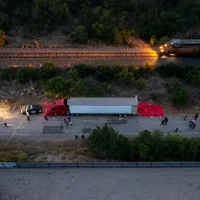 VIDEO Zeci de cadavre ale unor migranți, descoperite într-un TIR abandonat în Texas/FOTO: profimediaimages.ro