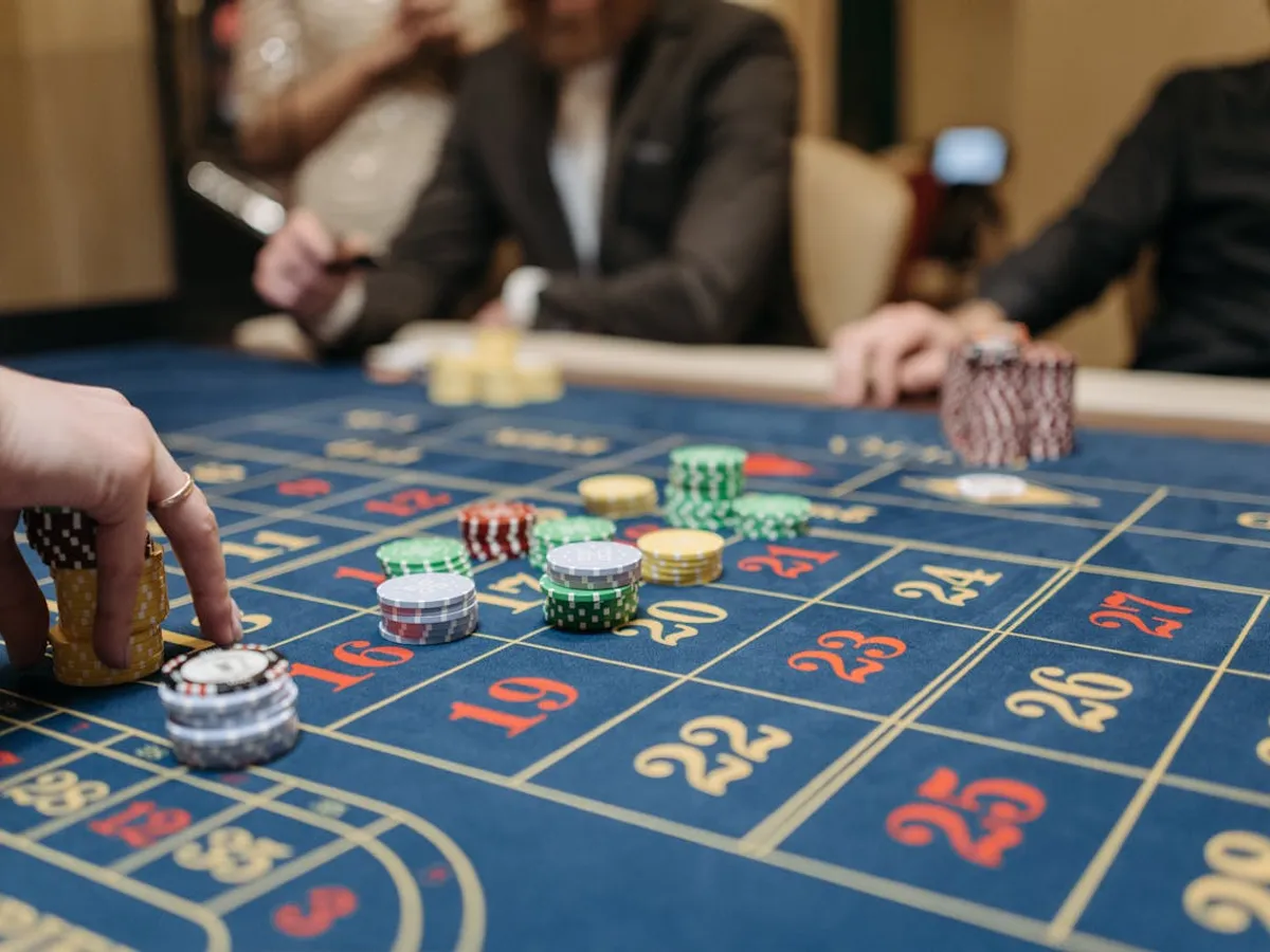 Ce impact ar avea interzicerea jocurilor de noroc tradiționale în România