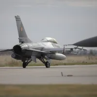 Centrul european de instruire F-16, inaugurat la Fetești. Se vor antrena și piloții ucraineni - Foto: INQUAM PHOTOS / George Călin