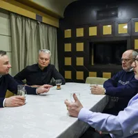 FOTO Preşedinţii Poloniei, Lituaniei, Letoniei şi Estoniei merg la Kiev. Discuții cu Zelenski  / news.ro