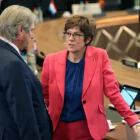 Ministrul german al Apărării, Annegret Kramp-Karrenbauer/foto: reuters