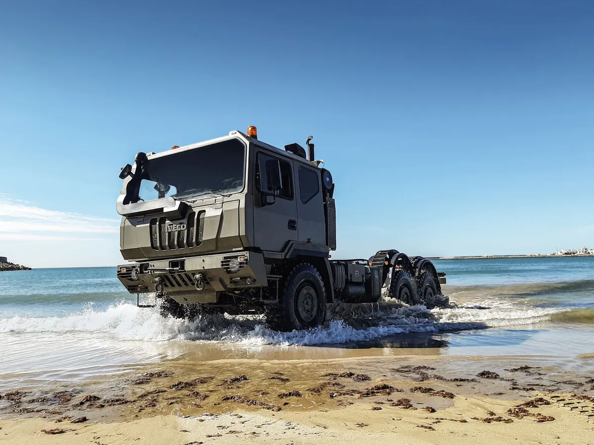 Iveco Defence, care produce camioane blindate și în România este de vânzare. De ce e "panică”? - FOTO: Iveco