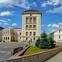 Mai mulţi studenţi ai Universităţii de Medicină şi Farmacie (UMF) Iaşi sunt nemulţumiţi de varianta ca susţinerea examenelor să fie condiţionată de prezentarea unui certificat de vaccinare sau a unui test PCR negativ. / Foto: umfiasi.ro