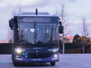 Autobuzul fără şofer, în probe, în Cluj - Foto: Profimedia Images