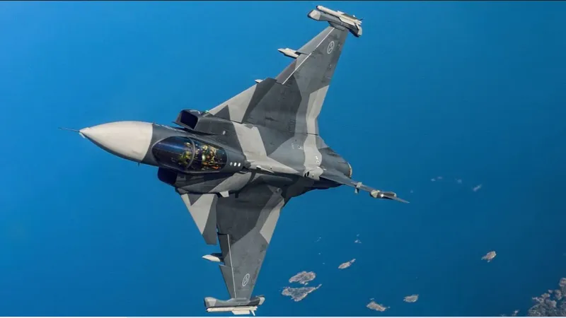 JAS 39 Gripen suedez/Foto: Saab