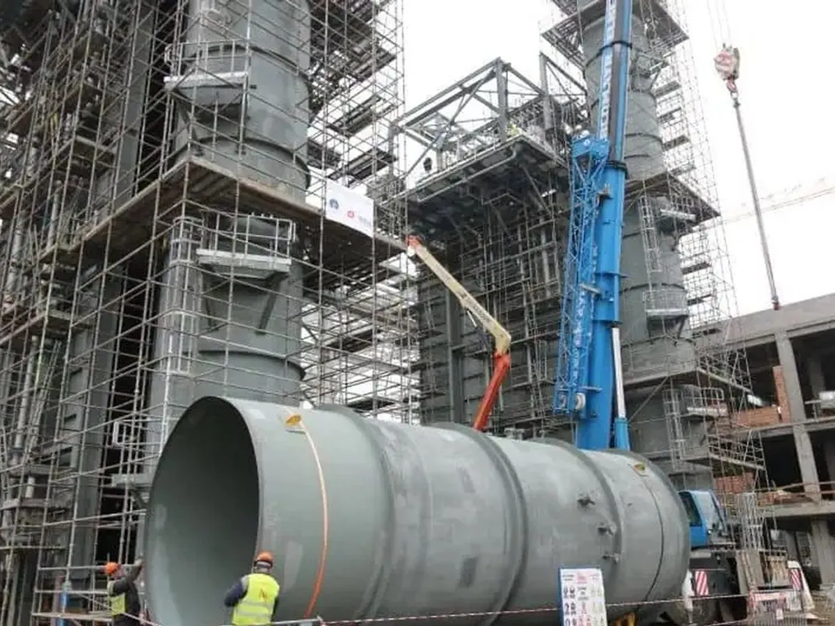 Şantierul noii centrale de la Iernut. Vechea centrală a fost închisă, avea probleme tehnice severe - Foto: Curs de guvernare