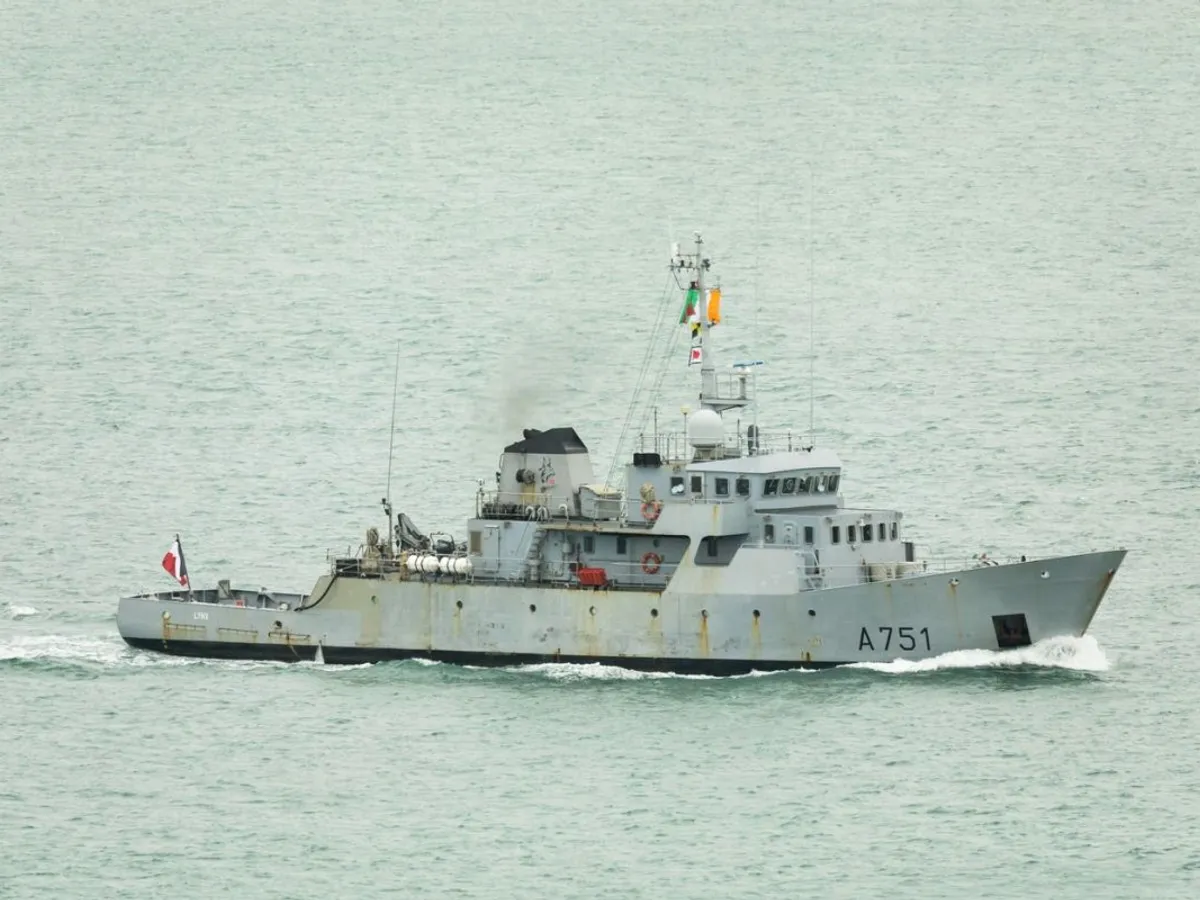 Irlanda, teren de antrenament. Portul Cork, Irlanda. 30 martie 2026. Nava de antrenament Lynx, a Marinei Franceze, Clasa Léopard, pleacă după o vizită în port - Foto: Profimedia Images