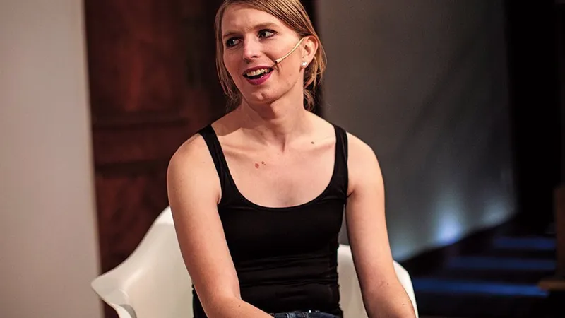 Bradley Manning, actualmente Chelsea, a fost grațiat/ă de  Barack Obama pentru infracțiunile sale