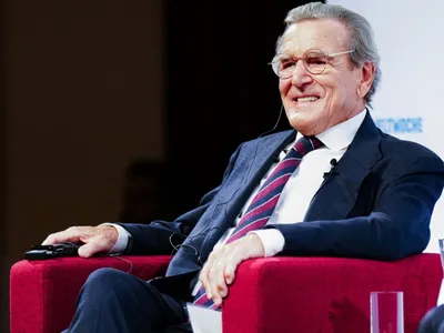 Fostul cancelar german Gerhard Schroeder participă la o masă rotundă, în Elveţia - Foto: Profimedia Images