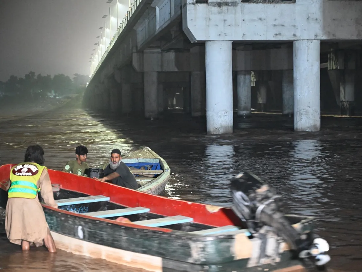 Peste 800 de morţi este noul bilanţ al inundaţiilor din ultimele ore din Pakistan - Foto: Profimedia Images