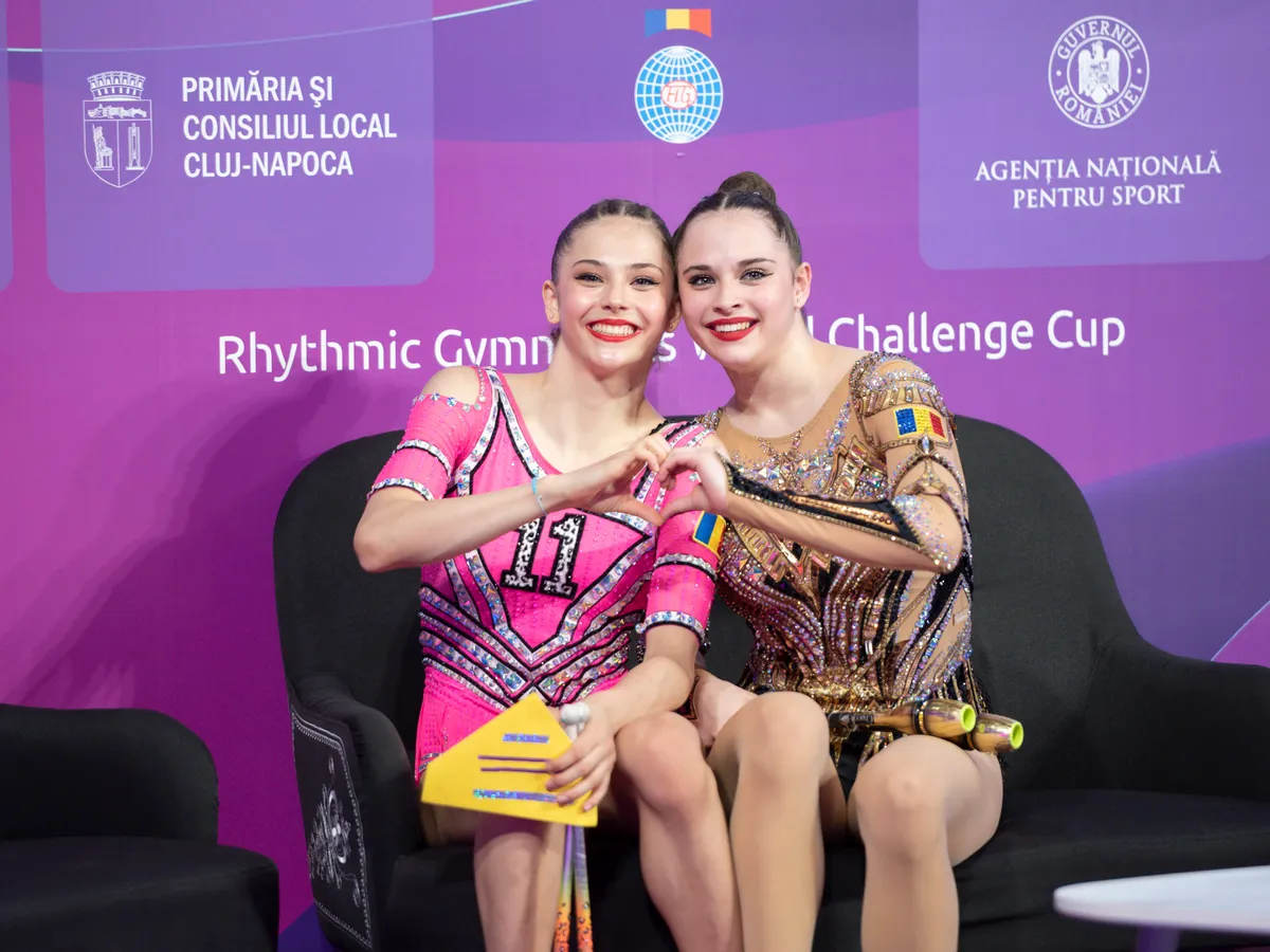 Annalise și Christina Drăgan, gimnaste cu cetățenie româno-americană, au fost atacate public cu mesaje xenofobe chiar de către un membru al FRGR Foto: INQUAM Photos/Cristi Vescan