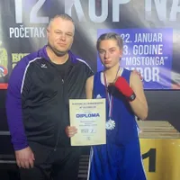 Daiana Andor și antrenorul său. / Foto: ebihoreanul.ro