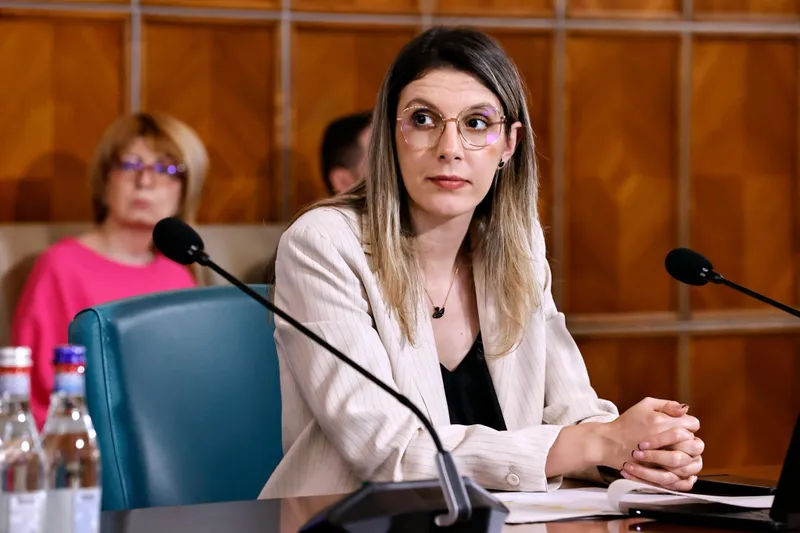 Ministrul Mediului, Diana Buzoianu - Foto: Facebook/Diana Buzoianu