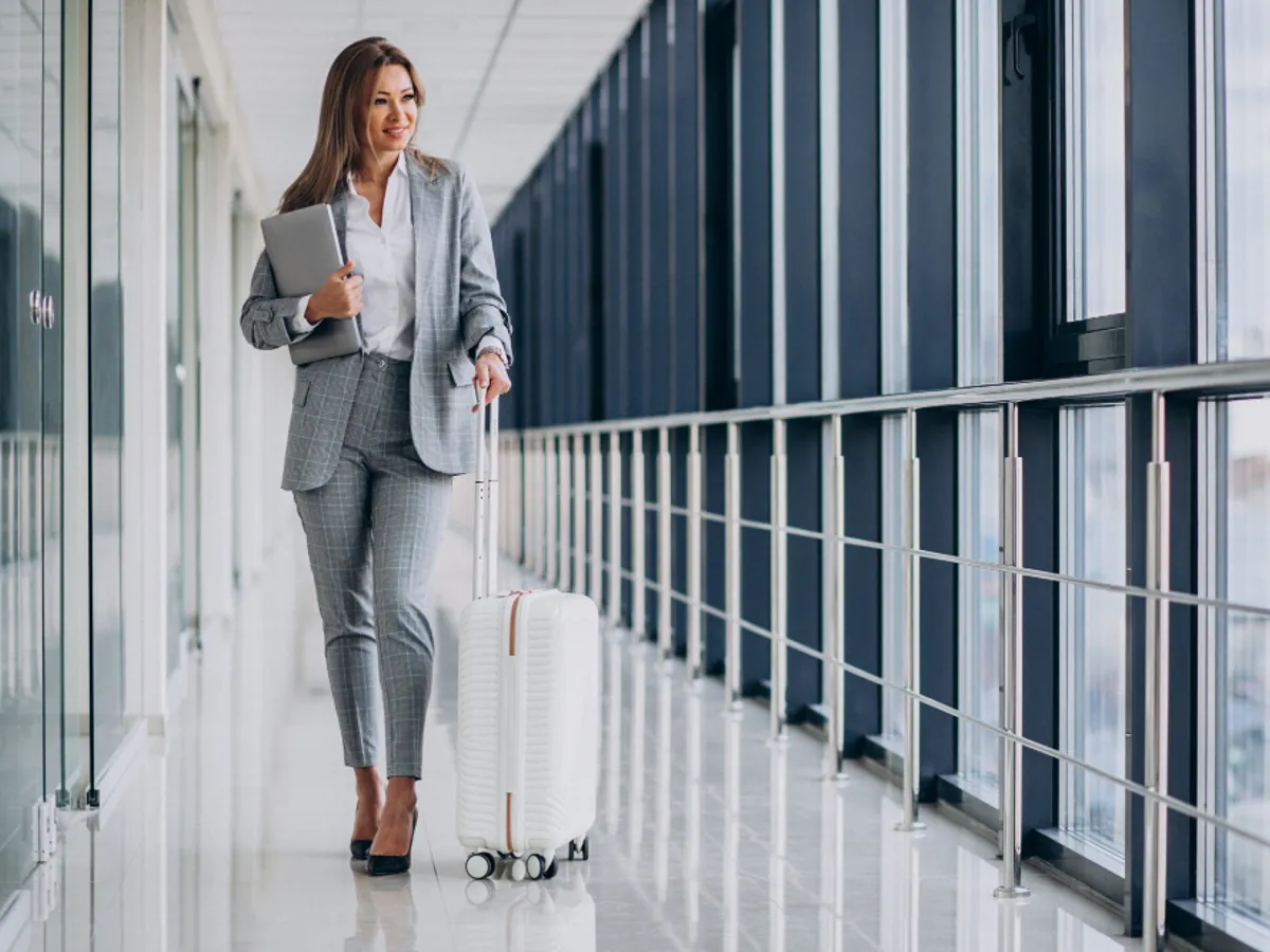 Austria angajează urgent români cu salariu 4.000 €/lună plus bonus și bacșiș. Nu e ușor dar vezi toată Europa