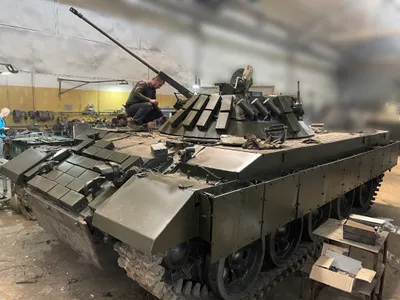 Ucraina dezvoltă un vehicul de luptă inspirat de modelul rusesc BMPT Terminator - Foto: Twitter/ @UAWeapons