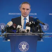 Alexandru Nazare, ministrul Finanţelor - Foto: INQUAM PHOTOS/George Călin