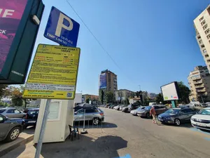 Parcarea de la Națiunile Unite/FOTO: HotNews