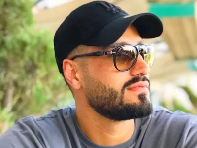 Strigăt disperat din România, după bombardamentele din Iran: ”Frate, nu reușesc să dau de ai mei deloc! Tu realizezi?”