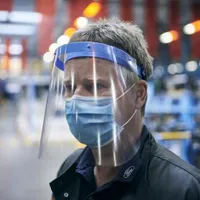Angajat al unei uzine Ford/FOTO: hotnews.ro