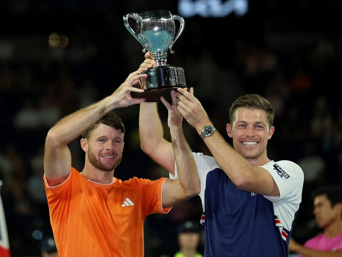 „Regii” și „reginele” la dublu, de la Australian Open: Harrison şi Skupski, Mertens şi Zhang