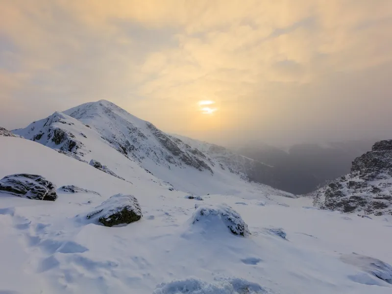 Atenție! Risc însemnat de avalanșe în munții Făgăraș si Rodnei. La Bâlea Lac zăpada e de 1,3 m - Foto: Profimedia Images/ Imagine cu caracter ilustrativ