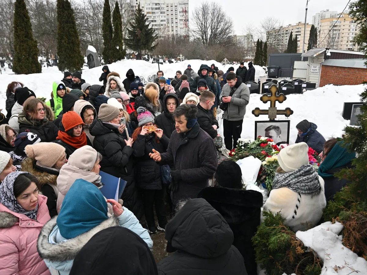 mormântul lui navalnî