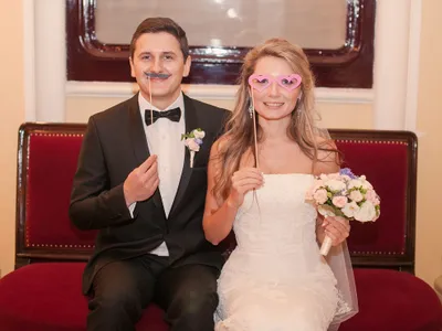 Un cuplu s-a căsătorit și a divorțat de 12 ori în 43 de ani. De ce este anchetat de autorități?: FOTO - Freepik(imagine cu rol ilustrativ)