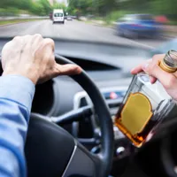 Șofer beat, fără permis și la volanul unei mașini furate, prins "zburând" cu 167 km/h prin Brașov - Foto: Profimedia images