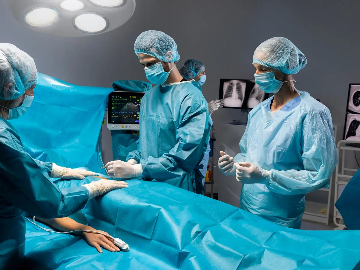 Motivul pentru care un bărbat credea că soția îl înșală? A ajuns direct la spital, în operație - Foto: Arhivă (imagine cu rol ilustrativ)