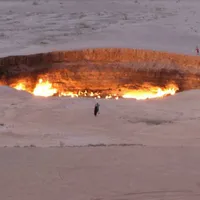 Turkmenistanul plănuiește să închidă „Poarta către Iad”/foto: yahoo