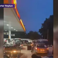 Proteste de amploare în benzinării, așteptate joi după ora 17:00. Mii de persoane sunt așteptate/FOTO: digi24