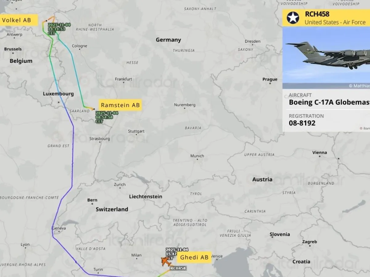Zborul avionului Globmaster III în Europa - Foto: ItaMilRadar