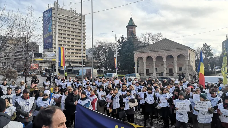 FSLI anunță proteste în toată țara. Sindicaliștii din învățământ, nemulțumiți de salarii și sporuri. - Foto: Facebook/Fsli Romania