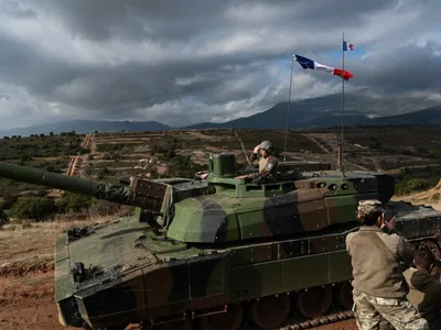 VIDEO De ce s-a opus Germania ca tancuri de 26.000.000$ bucata să vină în România? Ce misiune aveau? - Foto: Profimedia Images