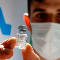 Mii de doze de vaccin anti-COVID, descoperite în China și Africa de Sud/FOTO: Getty
