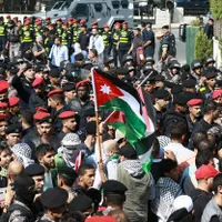 Proteste violente anti-Israel, la Amman și Beirut. Ambasadele SUA și Israel, sub asediu - Foto: Profimedia Images