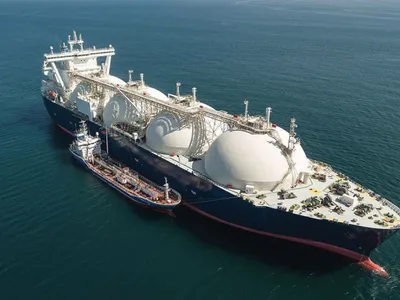 Navă care transportă GNL - Foto: Energynews