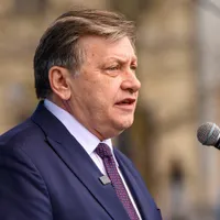 CNSAS: Crin Antonescu nu a fost lucrător sau colaborator al fostei Securități - Foto: Facebook/ Crin Antonescu