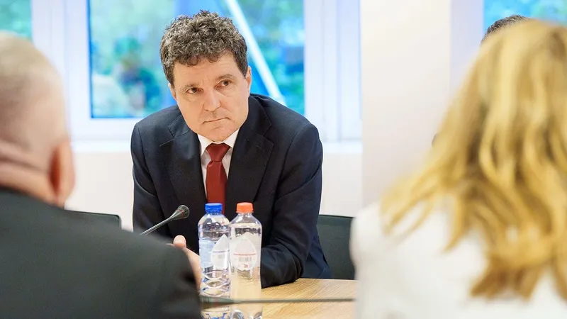 Prima ședință CSAT din mandatul lui Nicușor Dan. Războiul din Ucraina, evaziunea fiscală, pe listă - Foto: Facebook/Nicusor Dan