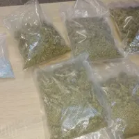Captură impresionantă de droguri la un minor de 15 ani - Foto: Facebook/Primaria Sectorului 5
