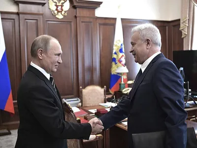 Vagit Alekperov, bosul Lukoil, locul 62 în Topul Bloomberg al miliardarilor, la o întâlnire cu Putin - Foto: Profimedia Images