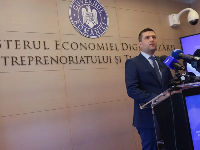 Radu Miruţă: Clădirea-fantomă a Ministerului Economiei revine în patrimoniul statului - Foto: INQUAM PHOTOS/George Călin