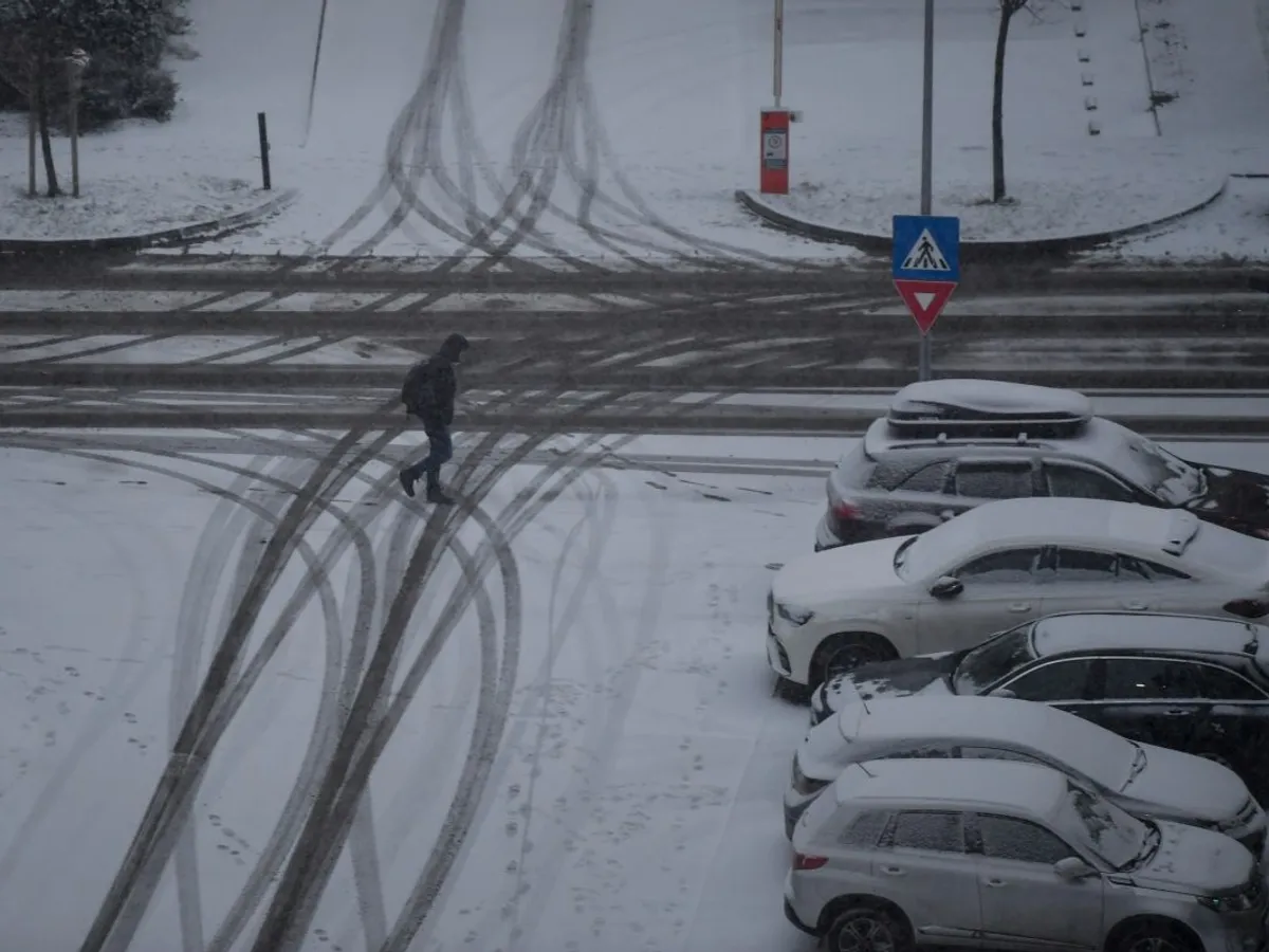 Atmosferă de iarnă citadină în Braşov - Foto: INQUAM PHOTOS/Alexa Nicodim (Imagine cu caracter ilustrativ)