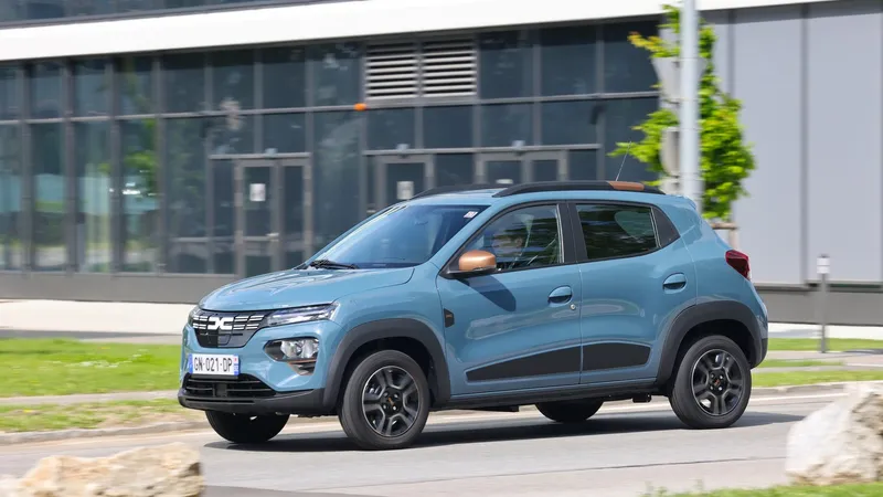 UE pregătește o taxă specială pentru mașinile electrice făcute în China. Crește prețul și Daciei Spring Foto: profimediaimages.ro