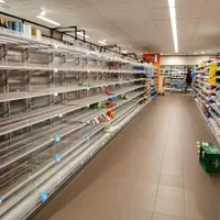 Ce produse vrea să scoată Guvernul de pe rafturile magazinelor? Barbu: „Eu nu sunt de acord” - Foto: Imagine cu caracter ilustrativ/ Profimedia Images