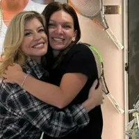 Cum au ajuns Loredana Groza și Simona Halep să sărbătorească Revelionul 2025 împreună? Ce au făcut? - Foto: Instagram