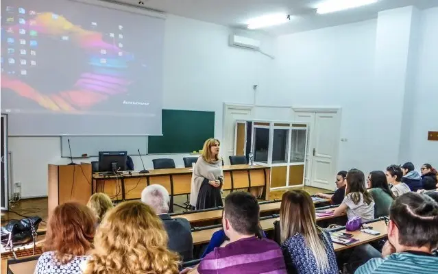 Cât câștigă un profesor universitar în Iași/FOTO: ziaruldeiasi.ro