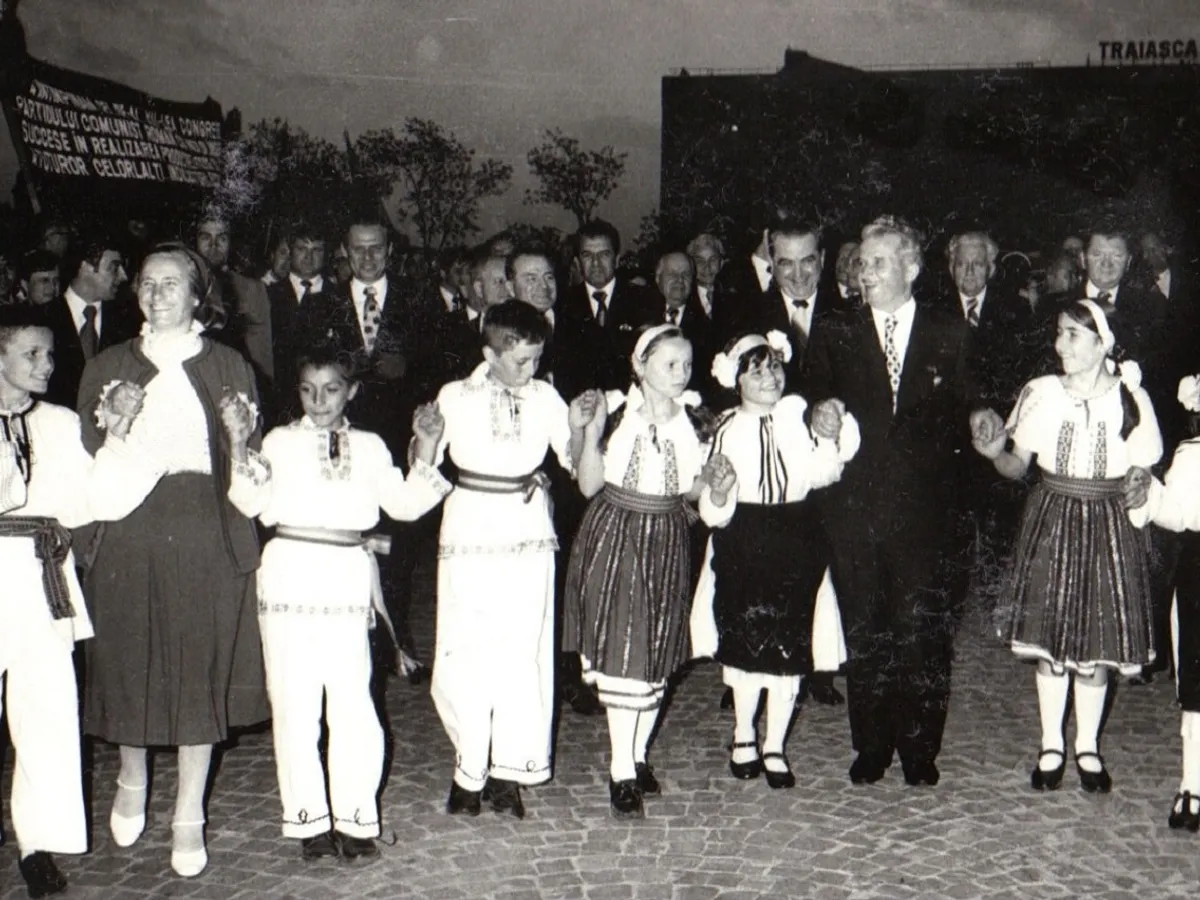 Omagiu lui Călin Georgescu cum doar Ceaușescu a mai avut parte