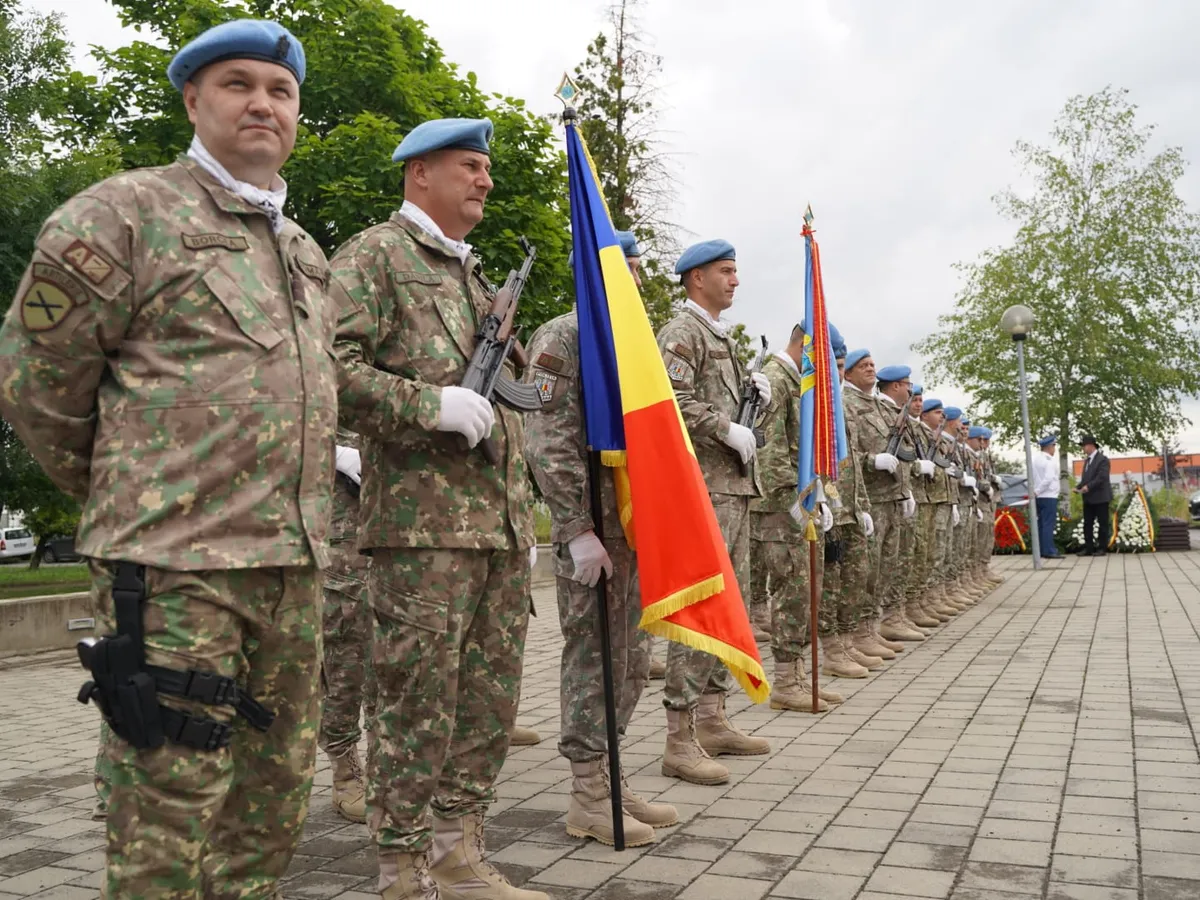 Militarii s-au făcut de râs la parada de Ziua Aviației. Au confundat dreapta cu stânga - Foto: Arhiva (imagine cu rol ilustrativ)